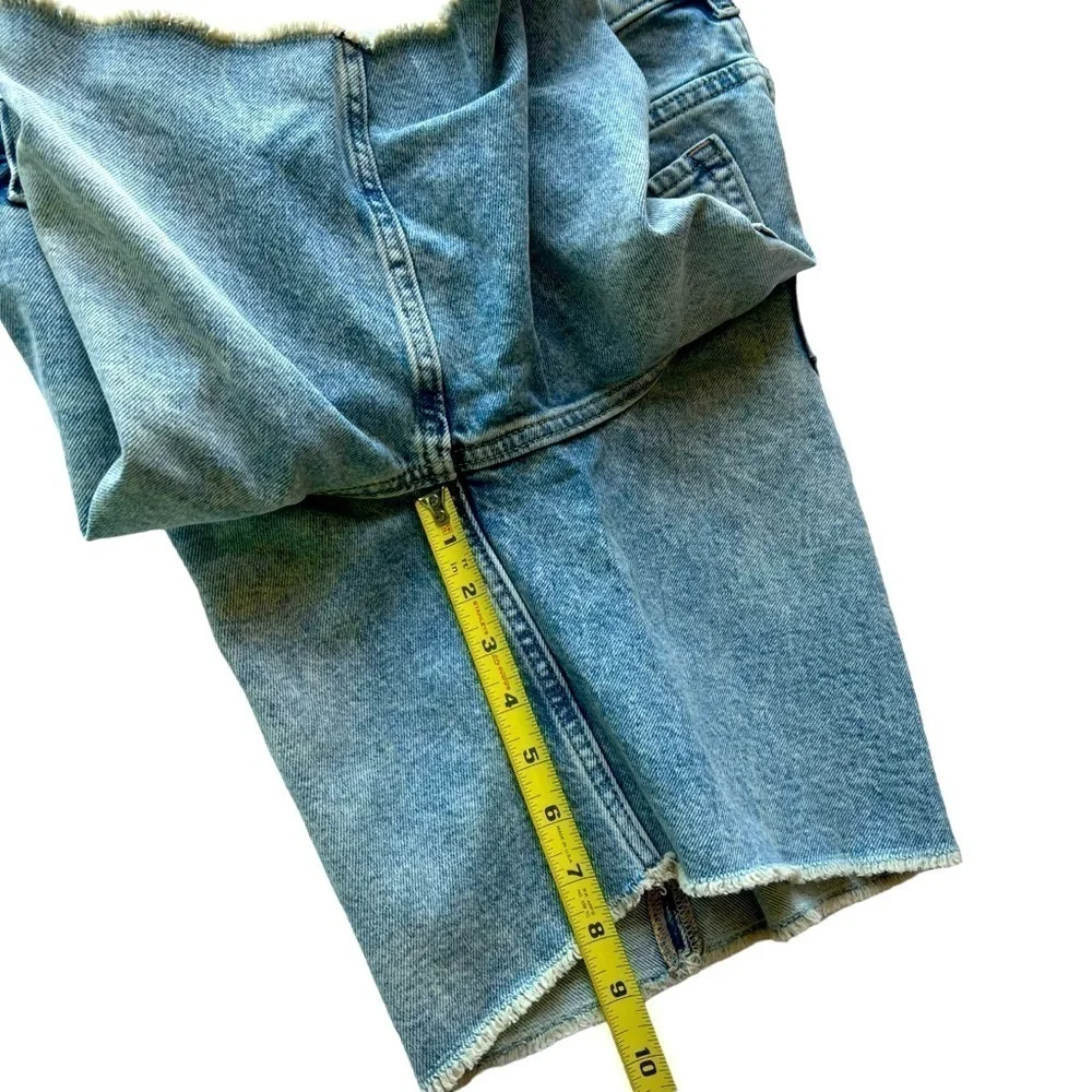 Banana Republic High-Rise Relaxed Cut Off Denim Jean Shorts Size 30
